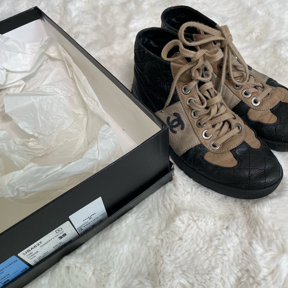 Chanel Black/Beige Leather And Nubuck CC High Top Tennis Sneakers with box - Picture 6 of 8